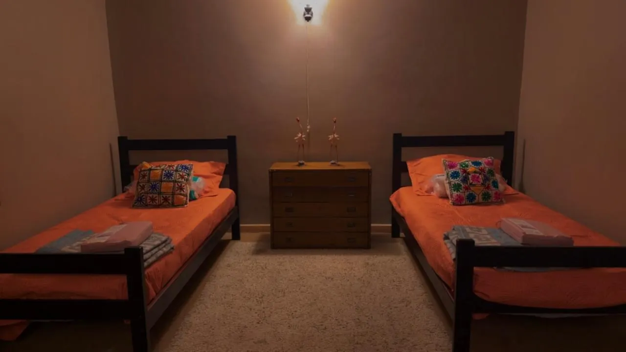 Habitación compartida de Garden House Senior Suites